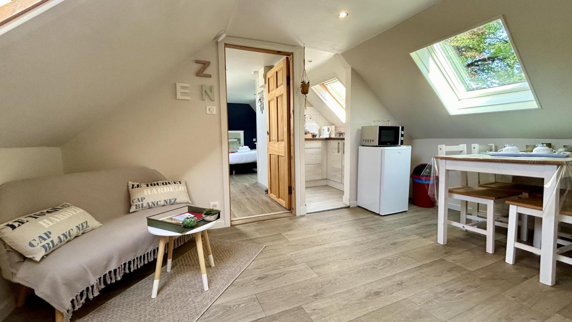 Terre & Mer'Veilles 2, Appartement Avec Spa Pour 2 Personnes Favières Exterior foto